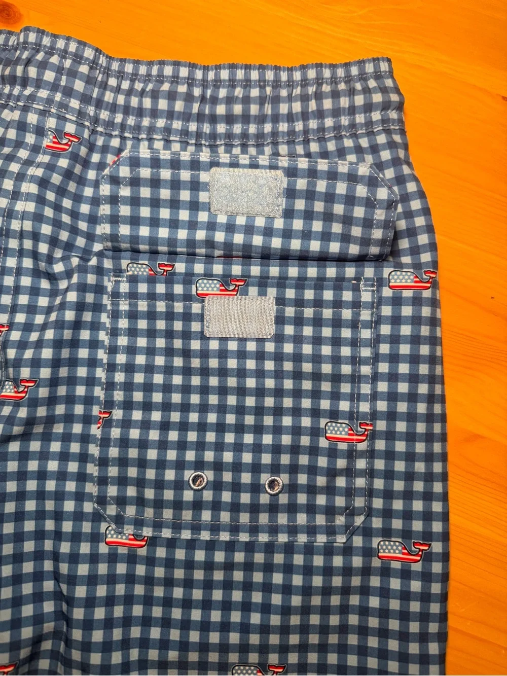 Vineyard Vines Kids Blue Gingham USA Flag Whale Swim Trunks Size L